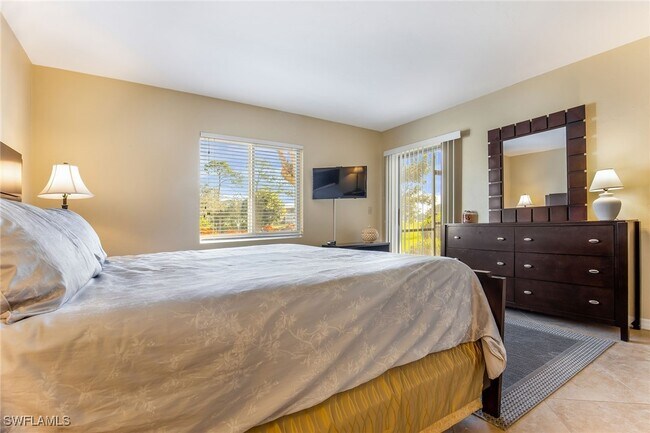 Photo - 1075 Foxfire Ln Unidad 103