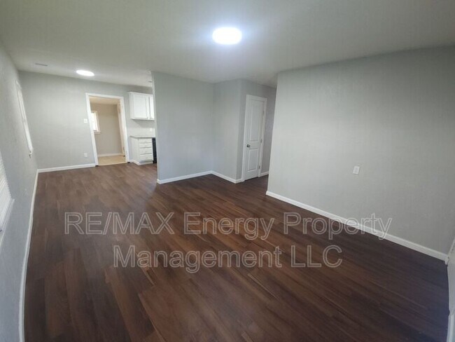 Photo - 113 E Northrup Dr