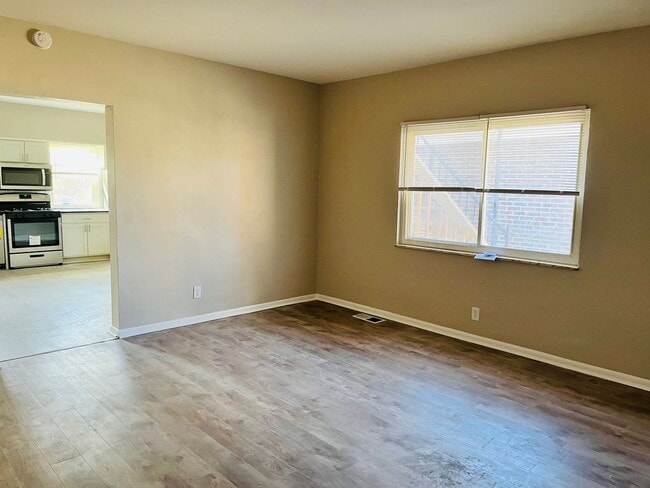 Photo - 1409 Tinsbury St Unit TN - 1