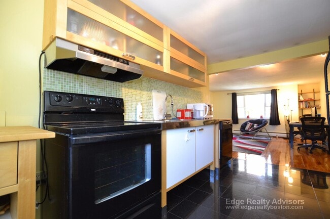 Photo - 57 Colborne Rd Unit 4