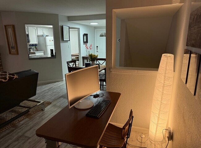 3166 Swallows Nest Dr
