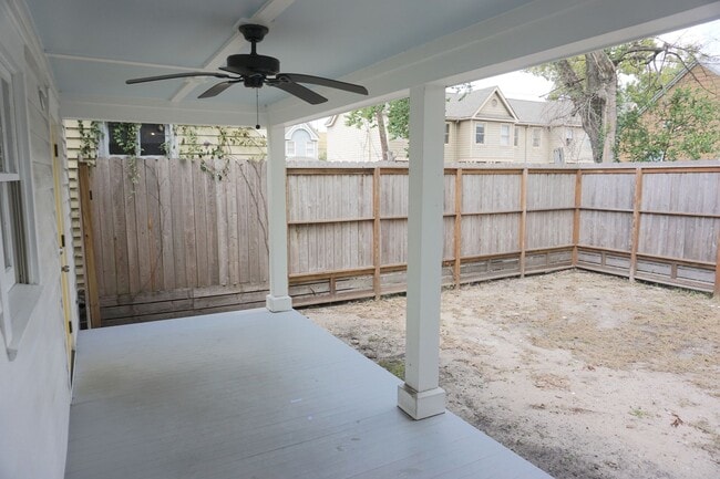 Photo - 2 BED | 2 BATH | HISTORIC DISTRICT | GATED BACKYARD WITH PORCH