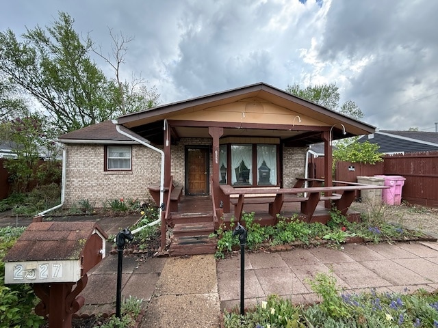 Building Photo - 2527 Riverside Dr