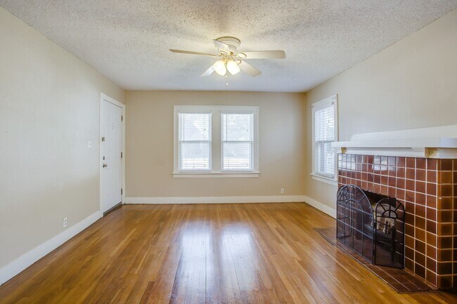 Photo - Pre-leasing for July! Unit Front