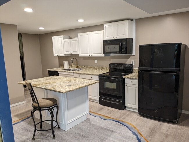 Photo - 3613 Brookeside Dr Unit 1