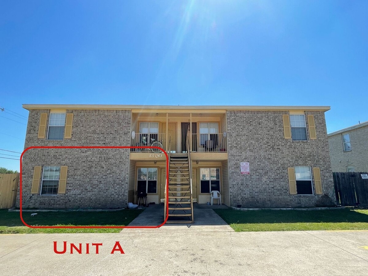 Photo - 1300 Dugger Cir Unidad A