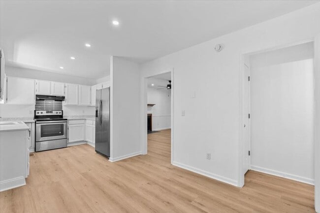 Photo - 120 Arcaro Dr