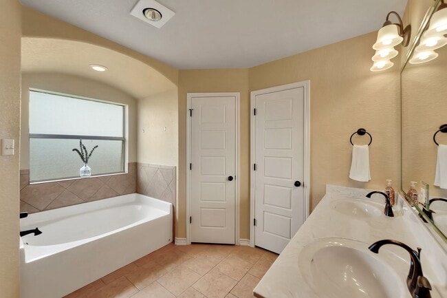 Building Photo - 3409 Cotton Patch Drive Rental