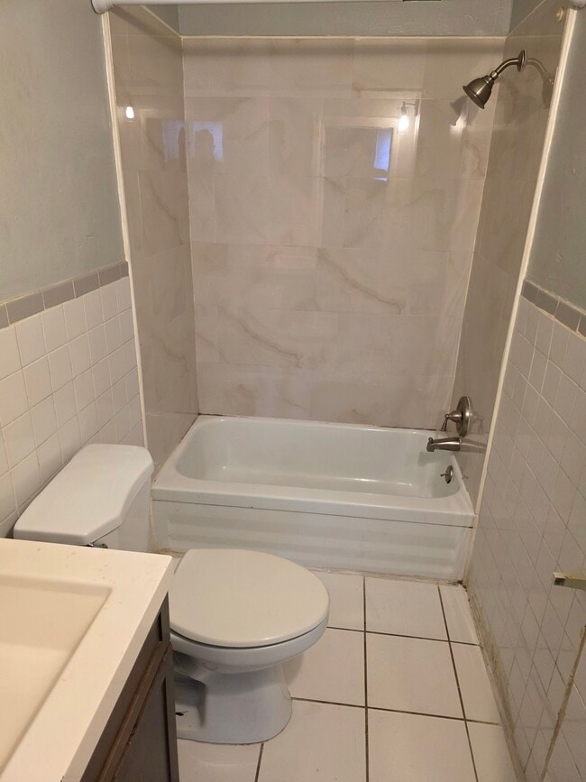 Photo - 404 N Daggett St Unit 1