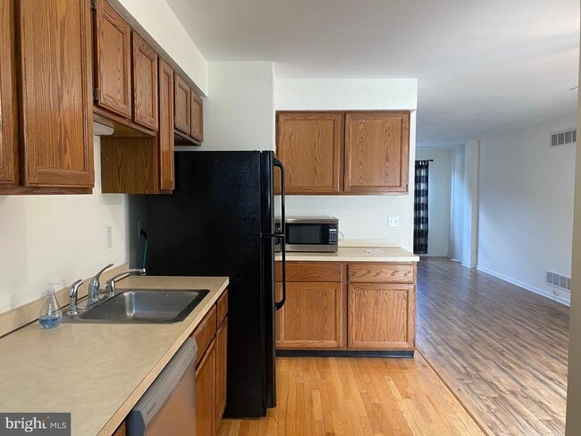 Photo - 325 Barley Dr