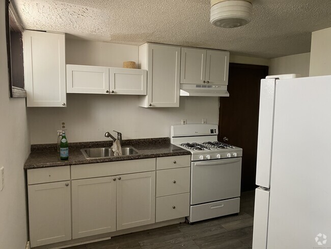 Building Photo - 608 Orange St Rental
