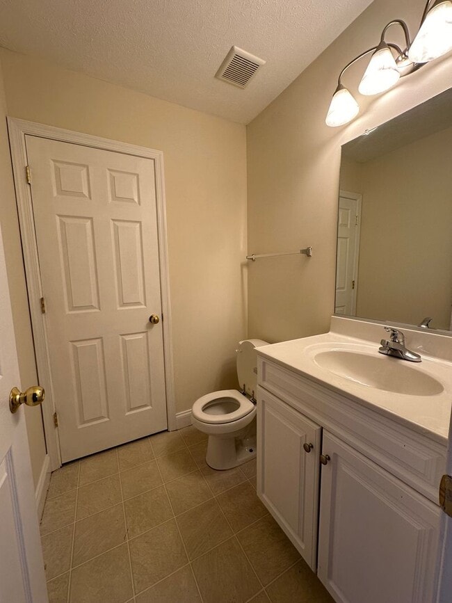 Photo - End Unit Townhome for Rent in Grottoes
