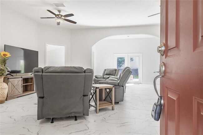 Photo - 751 Wildflower Dr