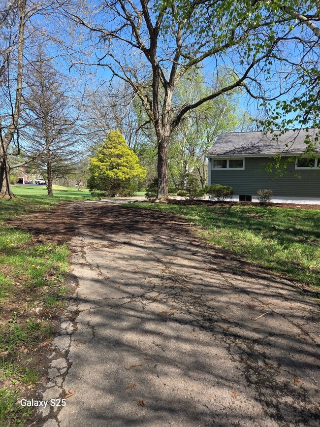 Photo - 2612 Graceland Rd