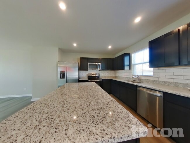 Photo - 2108 Somersby Trl