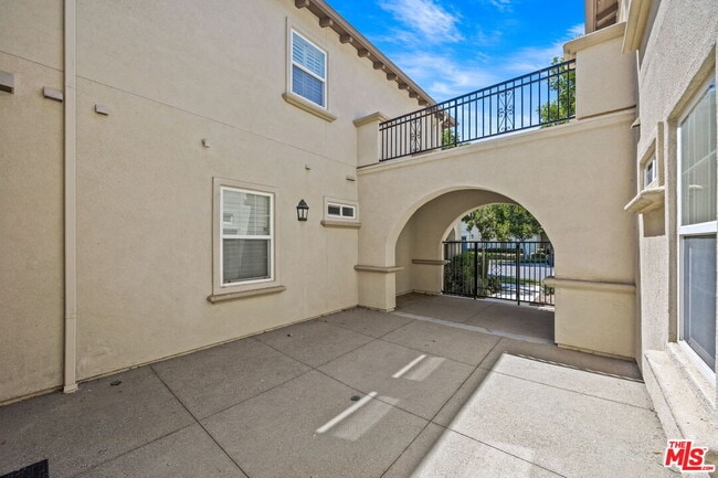 15769 Agave Ave