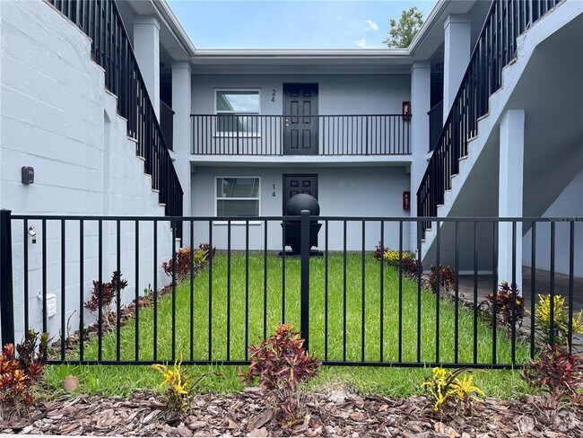Building Photo - 3712 W Cass St Rental