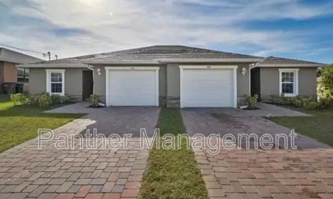 Building Photo - 510 SW 3rd Ct Rental