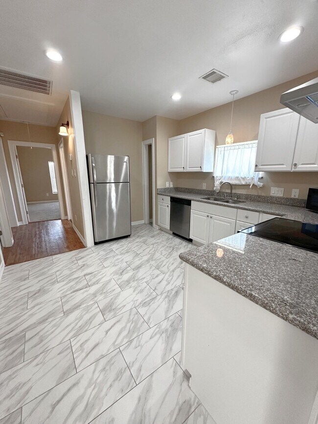 Photo - 4146 Brinkley St