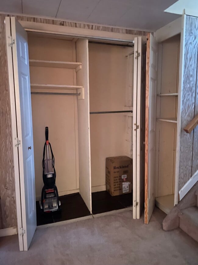 Photo - 38 Rennert Ln