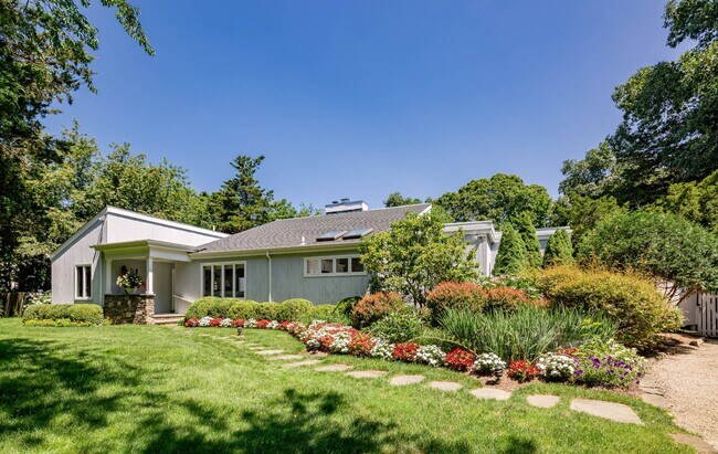 Photo - 14 Rose Hill Rd