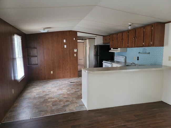 Photo - 413 Miller St