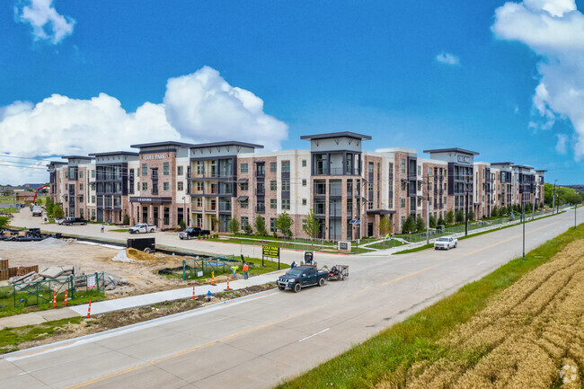 Cole Park - Cole Park Apartments