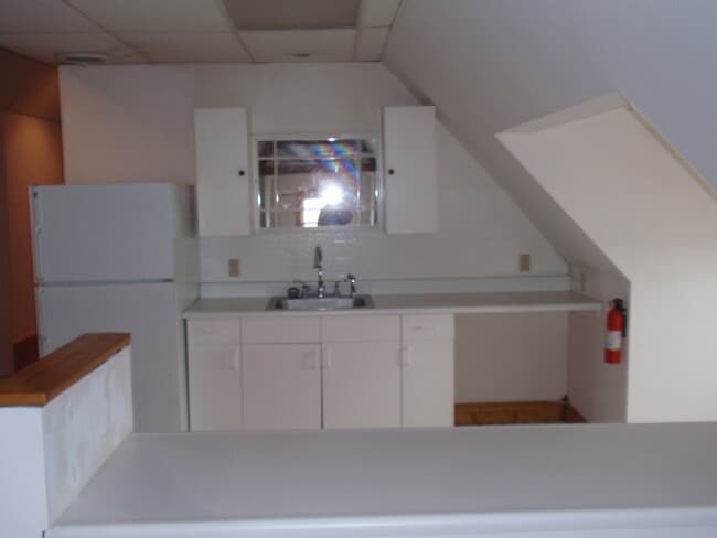 Photo - 27 N Franklin St Unit 3rd fl