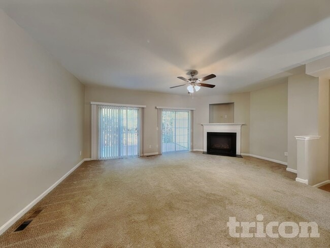 Photo - 728 Celeste Ln