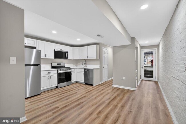 Photo - 3629 11th St NW