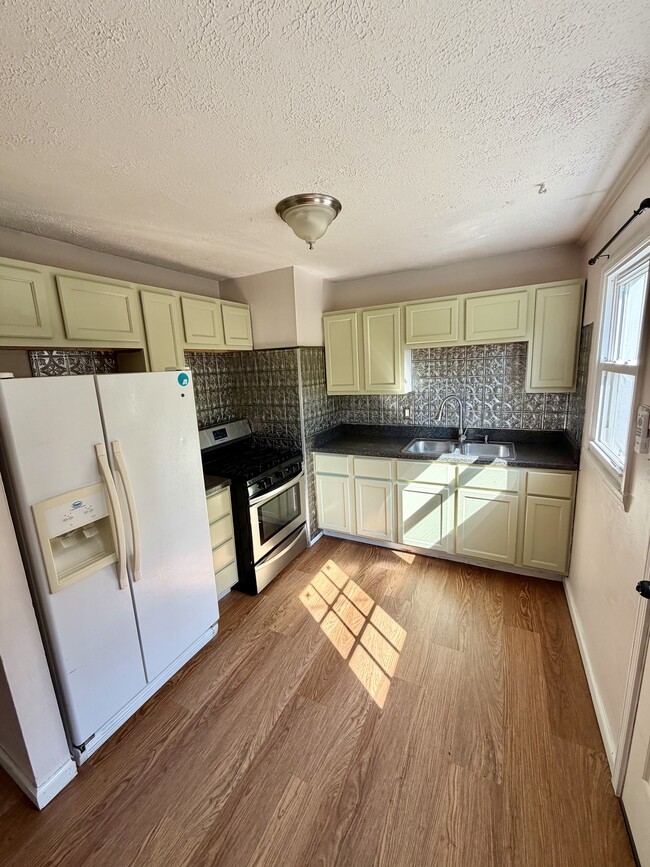 Photo - 1604 Marbo Ave