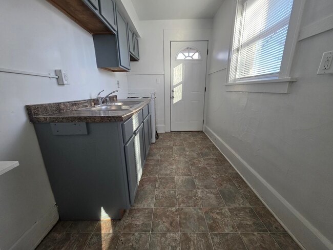 Photo - 1515 Taylor Ave