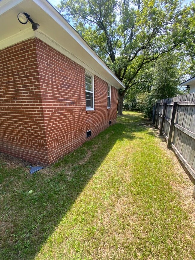 Photo - 2914 Ramsey Rd