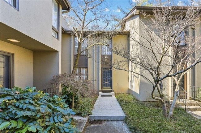Building Photo - 36 Ivy Pkwy NE Rental