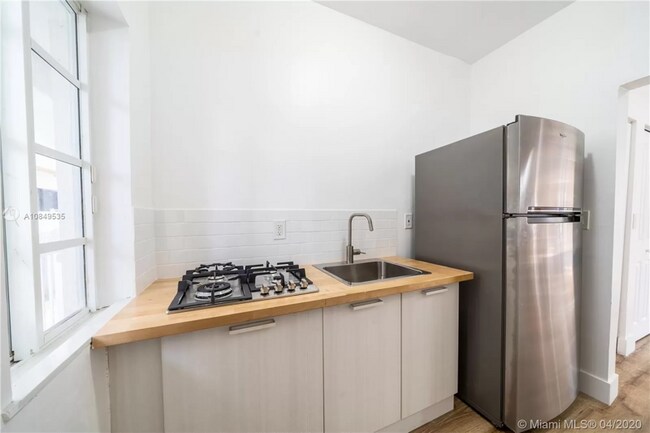 Photo - 245 79th St Unit 3