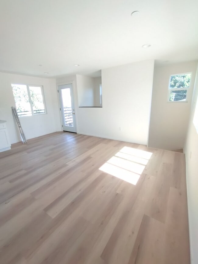 Photo - 3730 Tuller Ave Unit 3730 1/2 Tuller avenue