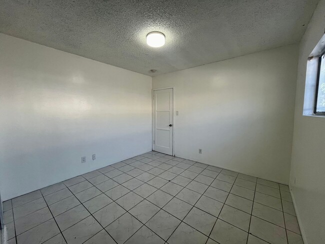 Photo - 719-21 Unit 721