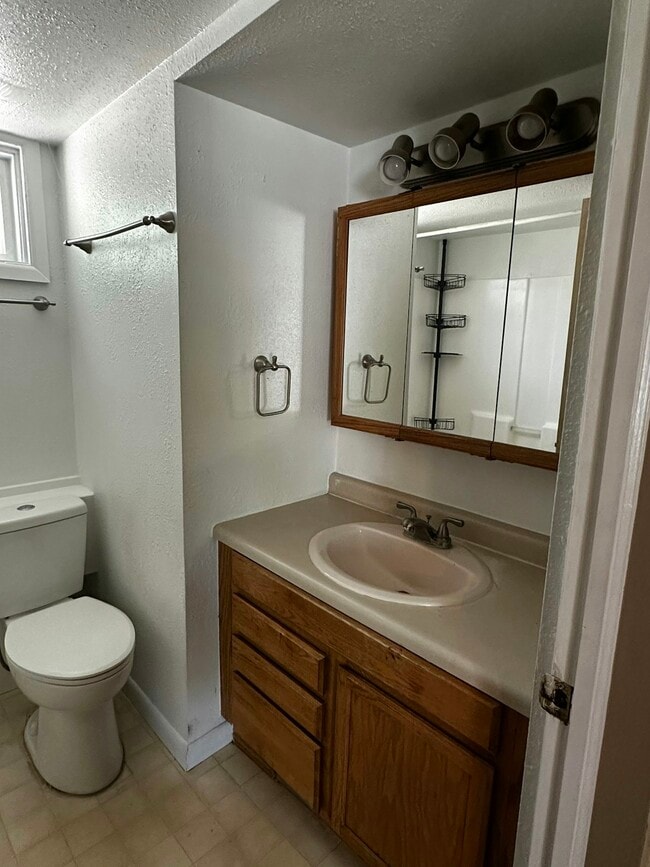 Photo - 2711 Orchard Dr