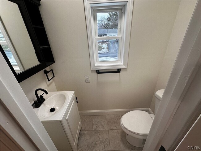 Photo - 14 Forest Rd