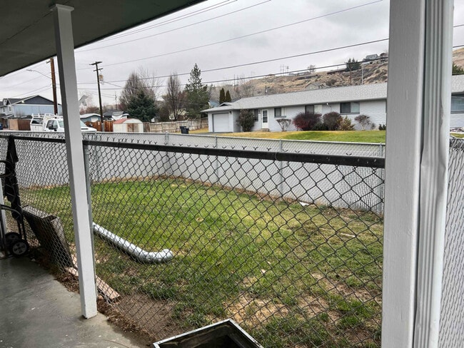 Photo - 804 W Cherry Ave