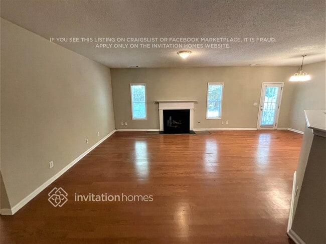 Photo - 102 Brookview Ct