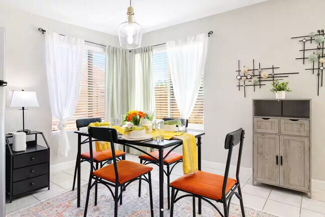 Photo - 11328 N 89th Dr