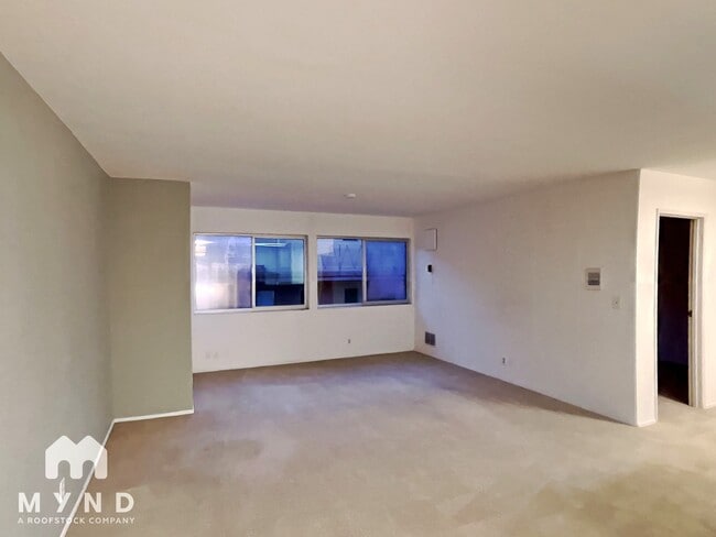 Photo - 360 Vernon St Unidad 205