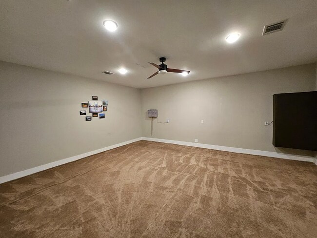 Photo - 7811 Tindarey Maple Trace