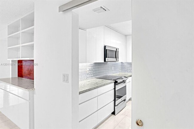 Photo - 2500 Parkview Dr Unit 1219