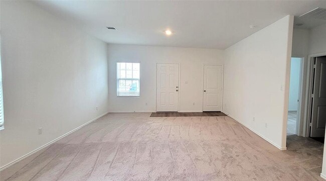 Photo - 421 Bullhead Rd