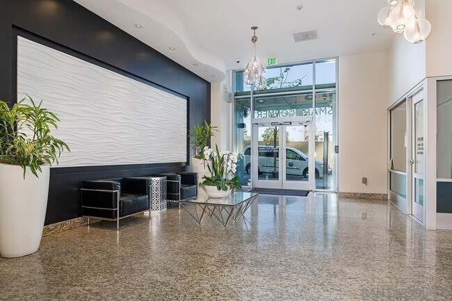 Photo - 1080 Park Blvd Unit 916
