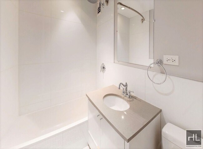 Photo - NO FEE 3 bedroom 2 bathroom with washer and dryer and Balcony / West 97th Street Unit 10