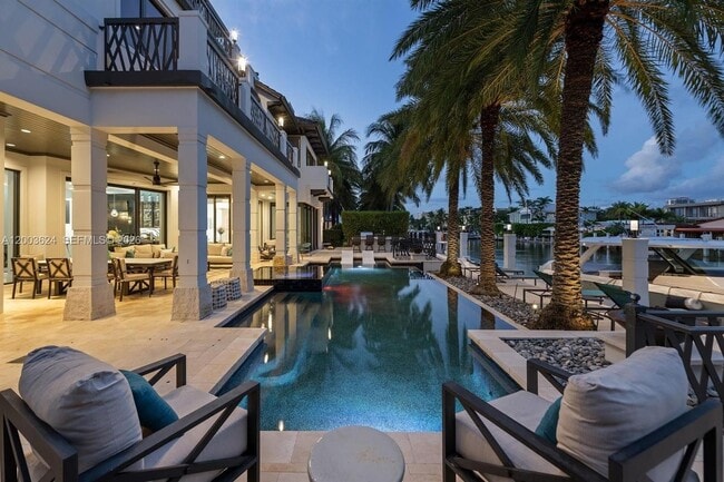 Photo - 720 Isle of Palms Dr