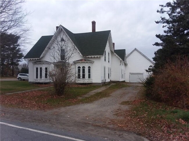 4 Cushing Rd Unit 2